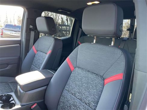 Certified 2026 Chevrolet Colorado Z71 image 12