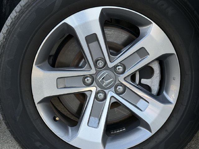 Used 2025 Honda Pilot EX-L image 7