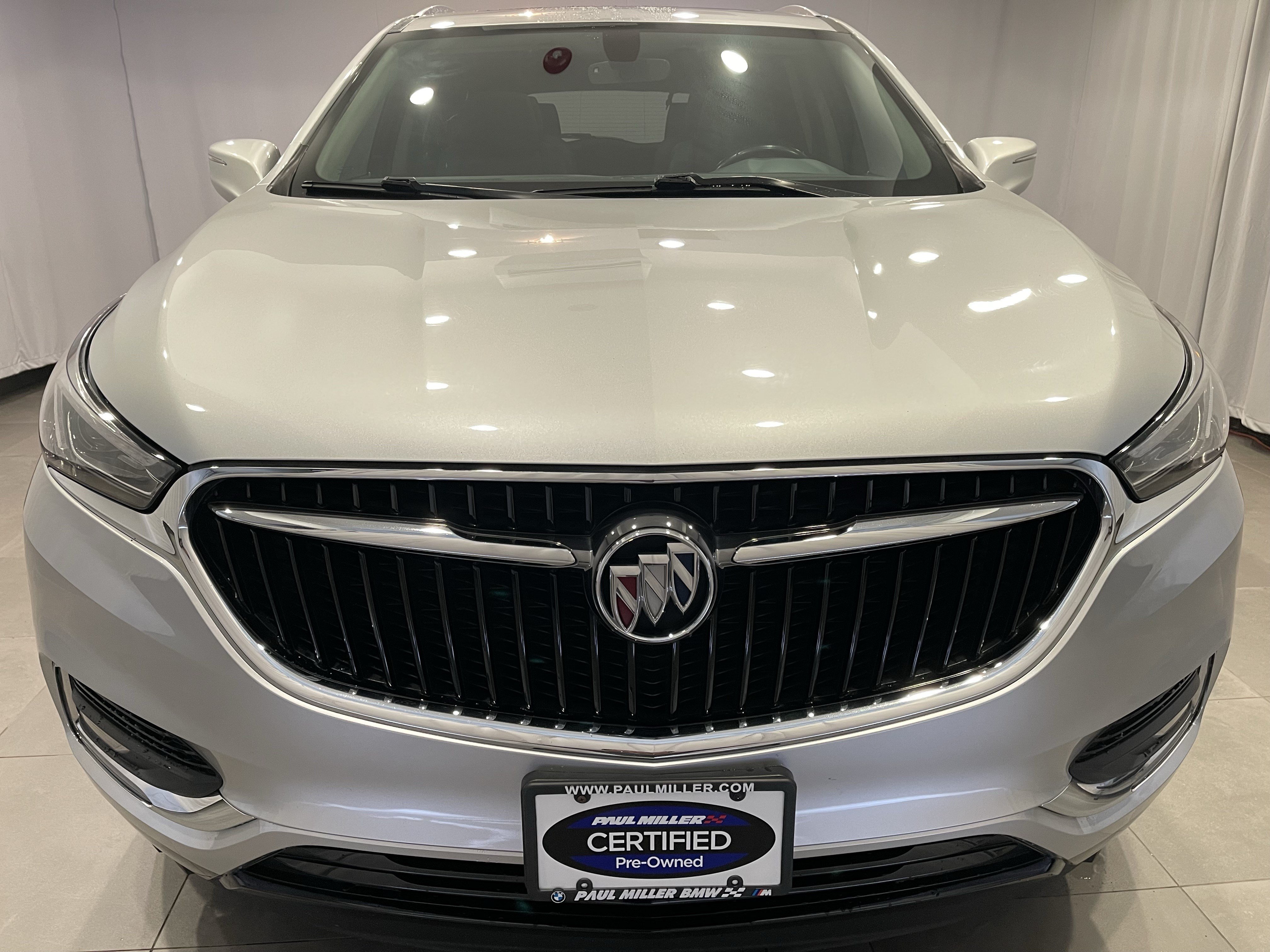 Used 2019 Buick Enclave Essence AWD/4WD image 2