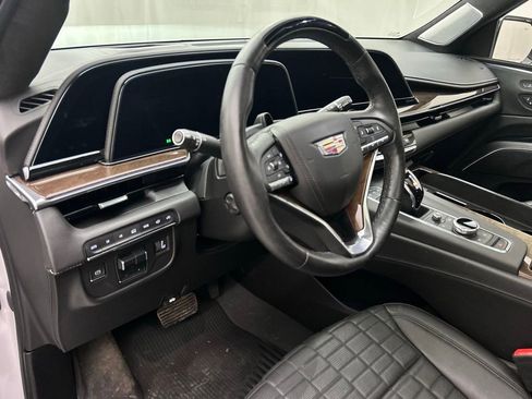 Used 2023 Cadillac Escalade ESV Premium Luxury Platinum w/ LPO, Radiant Package AWD/4WD image 12