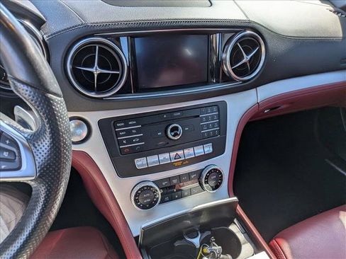 Used 2018 Mercedes-Benz SL 450 image 13