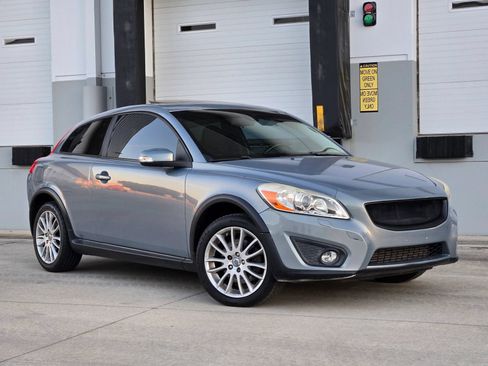 Used 2012 Volvo C30 FWD image 1