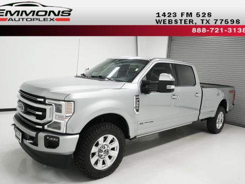Used 2021 Ford F350 Platinum image 1