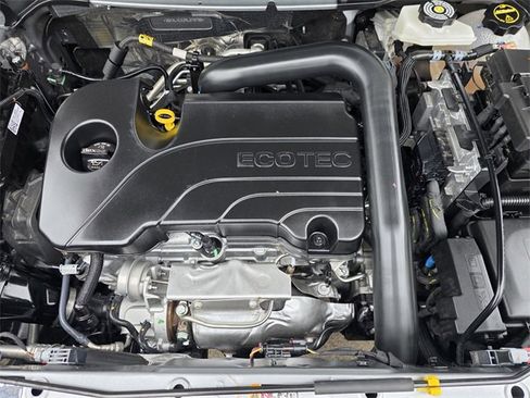 Used 2024 GMC Terrain Denali w/ Denali Premium Package image 24