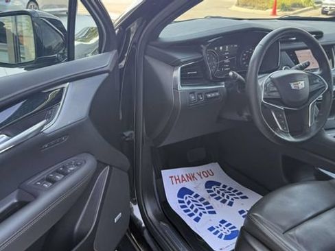 Used 2025 Cadillac XT5 Premium Luxury w/ Technology Package AWD/4WD image 15