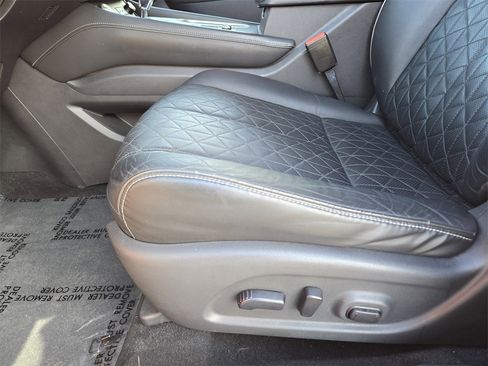 Used 2019 Nissan Murano Platinum w/ Cargo Package image 25