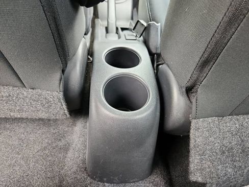 Used 2015 Nissan Versa Note SV FWD image 19