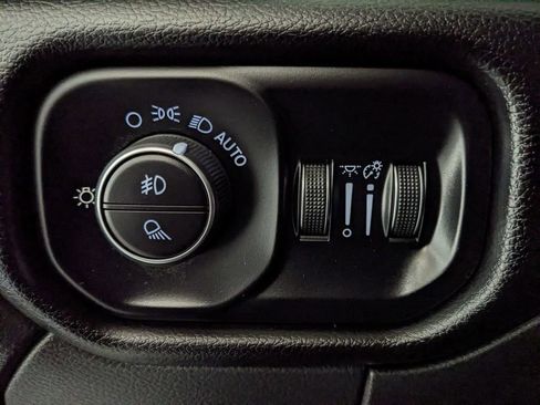 Used 2024 RAM 2500 Laramie w/ Safety Group AWD/4WD image 19
