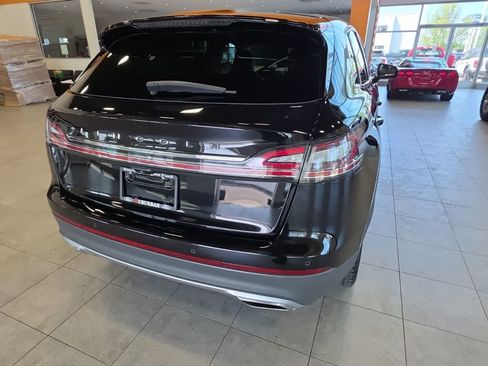 Used 2021 Lincoln Nautilus Reserve w/ Monochromatic Package AWD/4WD image 8
