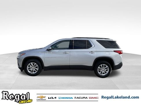 Used 2020 Chevrolet Traverse LT image 6