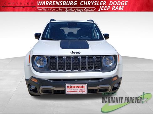Used 2023 Jeep Renegade Latitude AWD/4WD image 10
