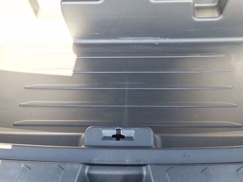 Certified 2020 Chevrolet Traverse LT image 27