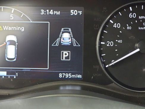 Used 2024 Nissan Kicks SV image 25