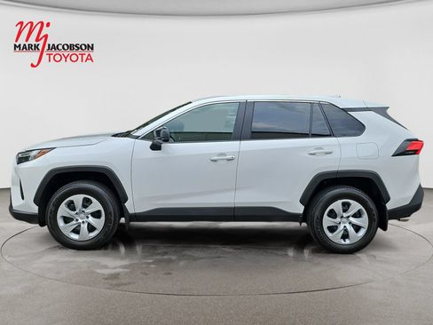 Used 2025 Toyota RAV4 LE FWD image 15