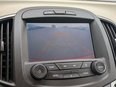 Used 2014 Buick LaCrosse Leather w/ Driver Confidence Package image 18