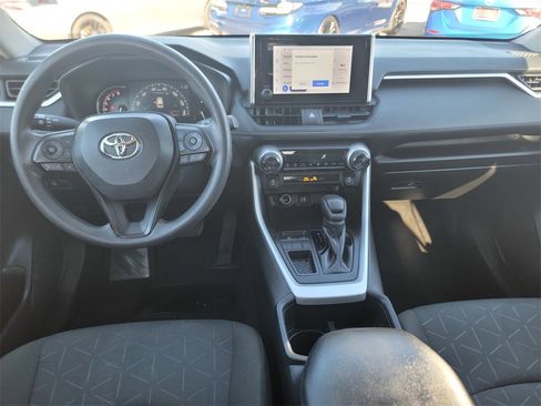 Used 2023 Toyota RAV4 XLE image 17