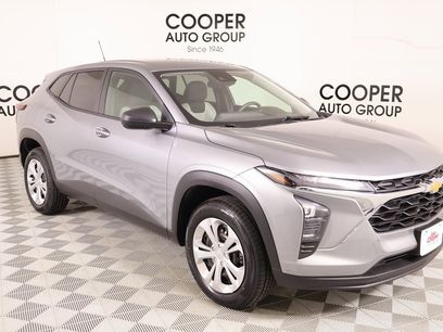 Used 2024 Chevrolet Trax LS w/ Driver Confidence Package