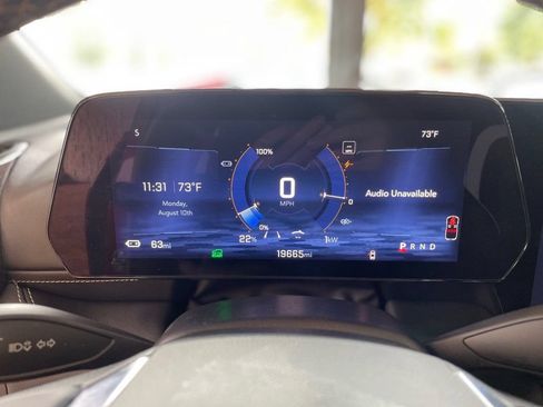 Used 2024 Chevrolet Blazer EV LT AWD/4WD image 28