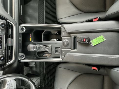 Used 2024 Toyota Grand Highlander XLE image 11