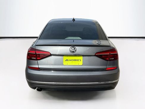 Used 2017 Volkswagen Passat 1.8T SEL Premium FWD image 6