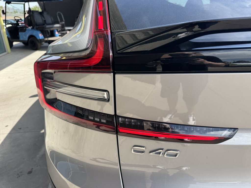 Used 2023 Volvo C40 P8 Recharge Plus w/ Protection Package Premier AWD/4WD image 14