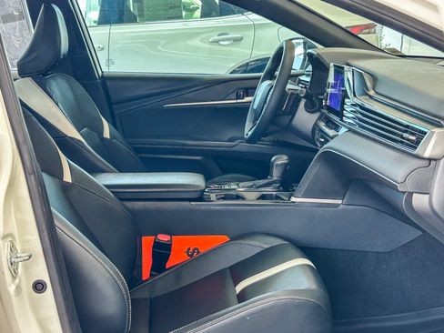 Used 2025 Toyota Camry SE FWD image 16