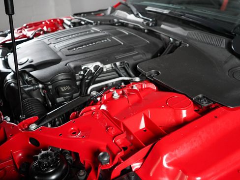 Used 2014 Jaguar F-TYPE S RWD image 38