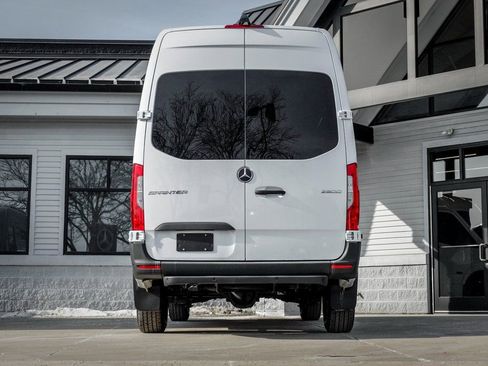 Used 2026 Mercedes-Benz Sprinter 2500 image 8