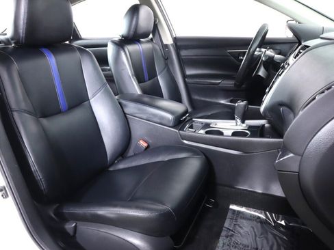 Used 2018 Nissan Altima 2.5 SR w/ SR Midnight Edition FWD image 38