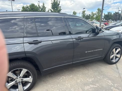 Used 2021 Jeep Grand Cherokee L Limited AWD/4WD image 8