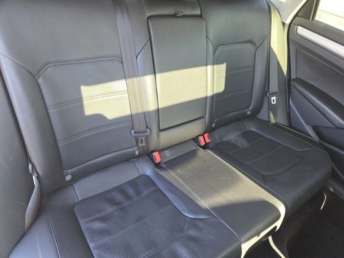 Used 2019 Volkswagen Passat 2.0T Wolfsburg w/ Wheels & Sunroof Package image 23