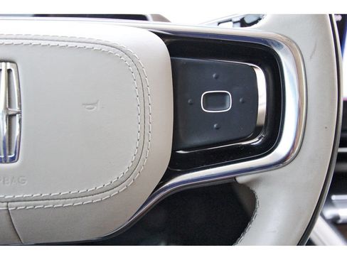 Used 2024 Lincoln Nautilus Reserve w/ Equipment Group 202A AWD/4WD image 20