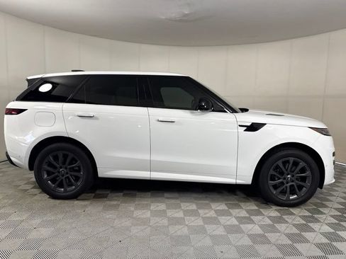 Used 2024 Land Rover Range Rover Sport Dynamic SE AWD/4WD image 11