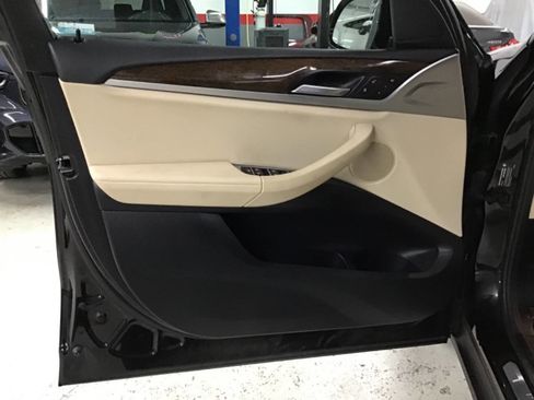 Used 2019 BMW X3 xDrive30i w/ Driving Assistance Package image 10