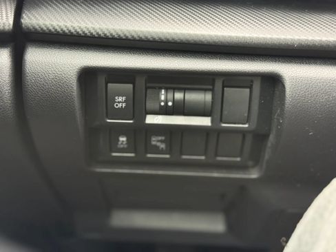 Used 2017 Subaru Impreza 2.0i Premium w/ BSD & Rcta/SRF/Eyesight AWD/4WD image 30