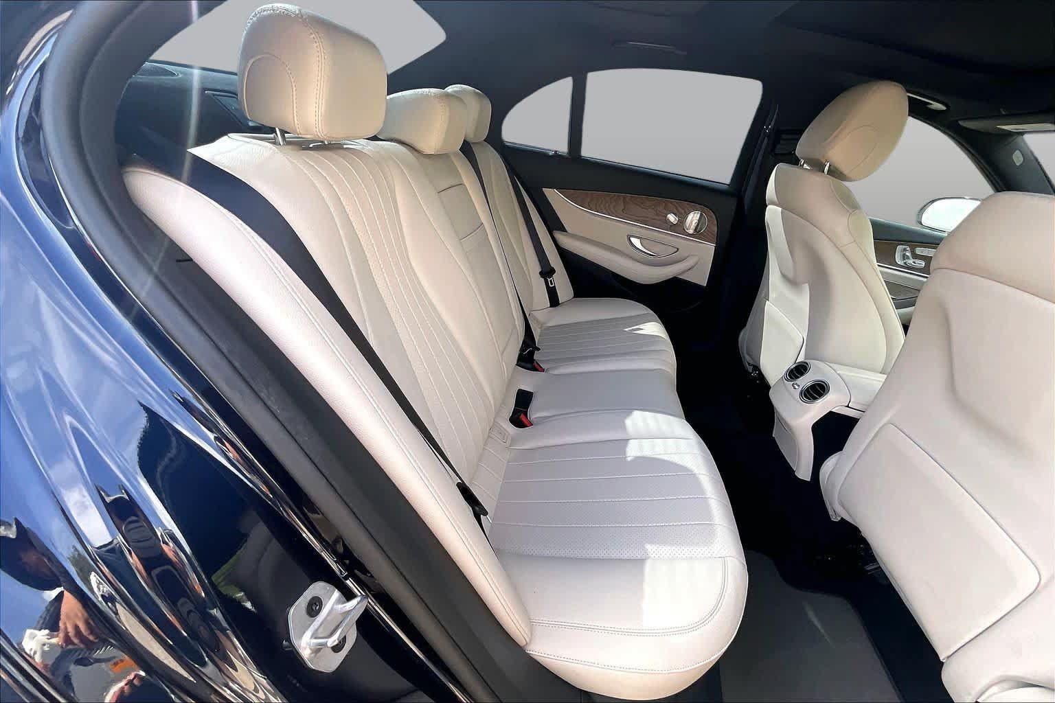 Used 2022 Mercedes-Benz E 350 Sedan image 20