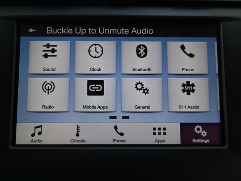 Used 2018 Ford Fusion SE w/ Fusion SE Technology Package FWD image 30