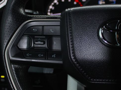 Used 2025 Toyota Tundra SR5 image 21