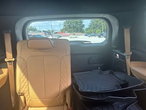 Used 2024 Jeep Grand Cherokee L Summit w/ High Altitude Package AWD/4WD image 27