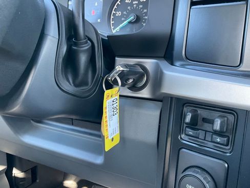 Used 2024 Ford F450 XL w/ XL Chrome Package image 18