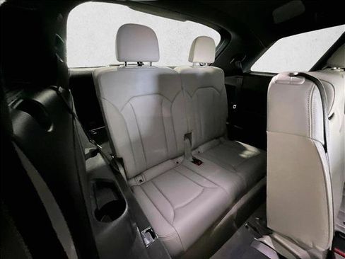 Used 2022 Audi Q7 3.0T Premium Plus AWD/4WD image 30