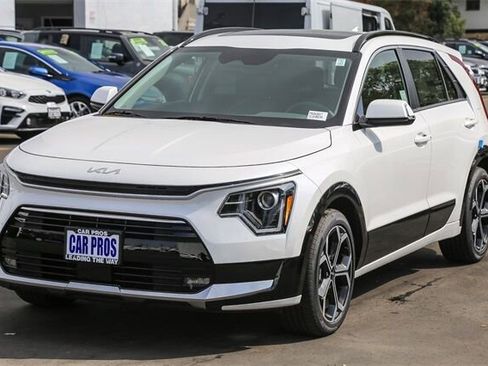 New 2025 Kia Niro EX Touring image 4