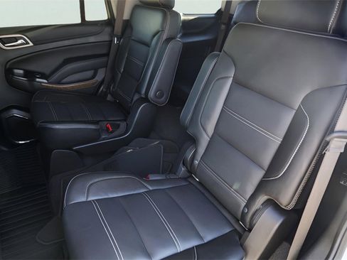 Used 2020 GMC Yukon Denali w/ Open Road Package image 28