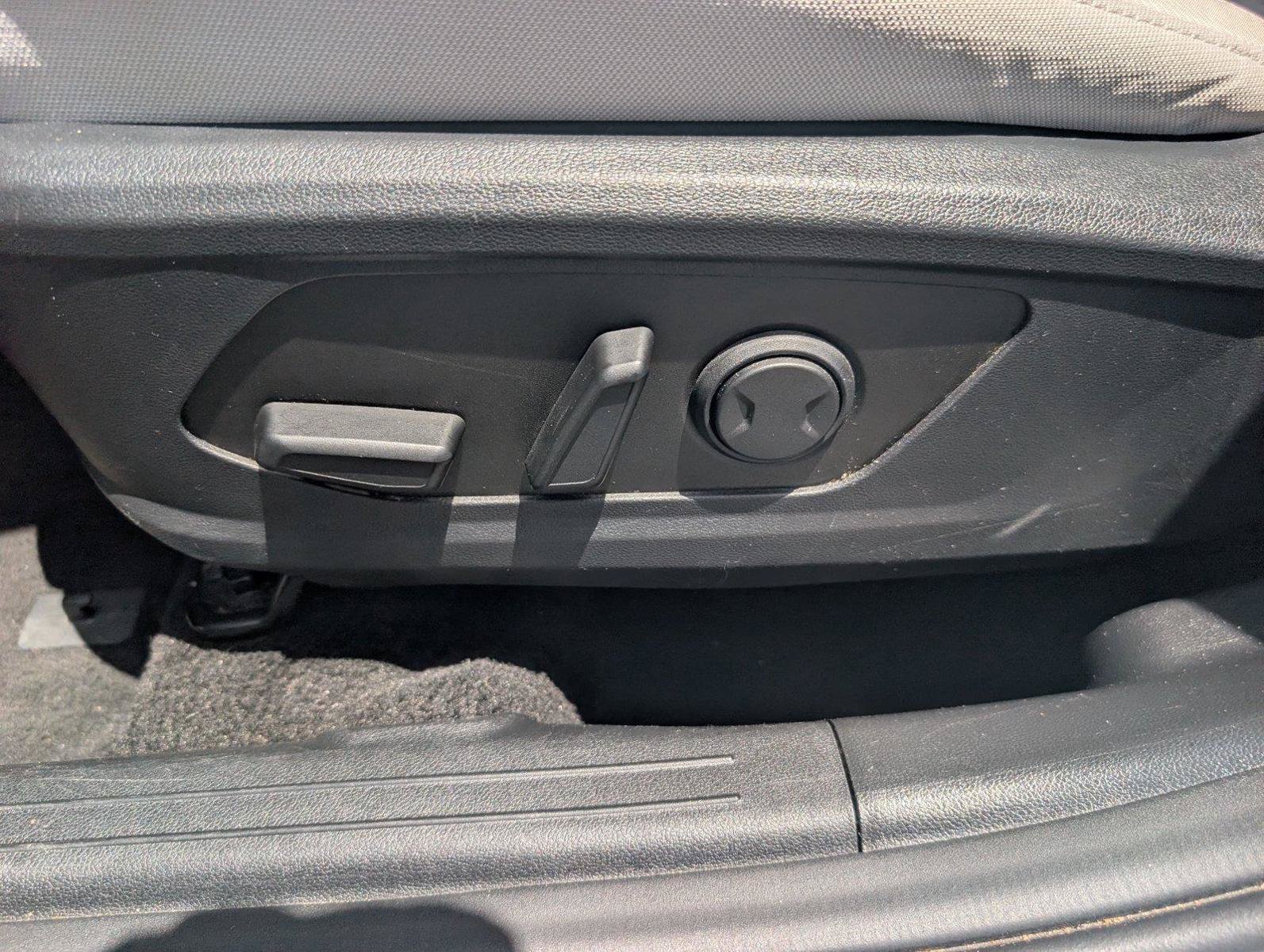 Used 2025 Hyundai Tucson SEL FWD image 13