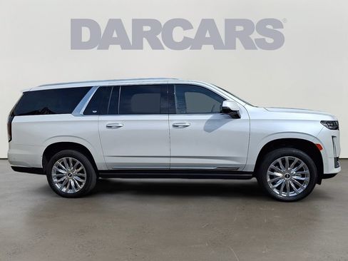 Used 2023 Cadillac Escalade ESV Premium Luxury w/ Performance Package AWD/4WD image 7
