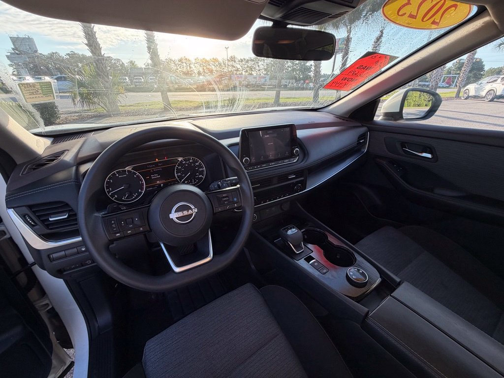 Certified 2023 Nissan Rogue SV AWD/4WD image 18