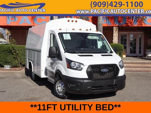 Used 2022 Ford Transit 350 DRW RWD image 1