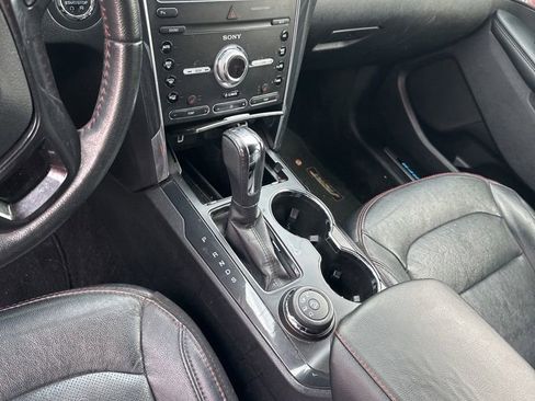 Used 2019 Ford Explorer Sport w/ Ford Safe & Smart Package AWD/4WD image 19