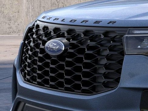 New 2026 Ford Explorer ST-Line AWD/4WD image 17