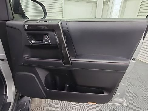 Used 2023 Toyota 4Runner TRD Off-Road Premium image 41